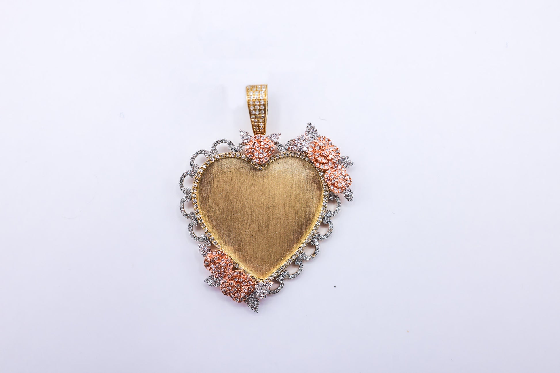 10K 0.62-0.67CT D-PENDANT MEMORY RDS MP "HEART WITH ROSES"