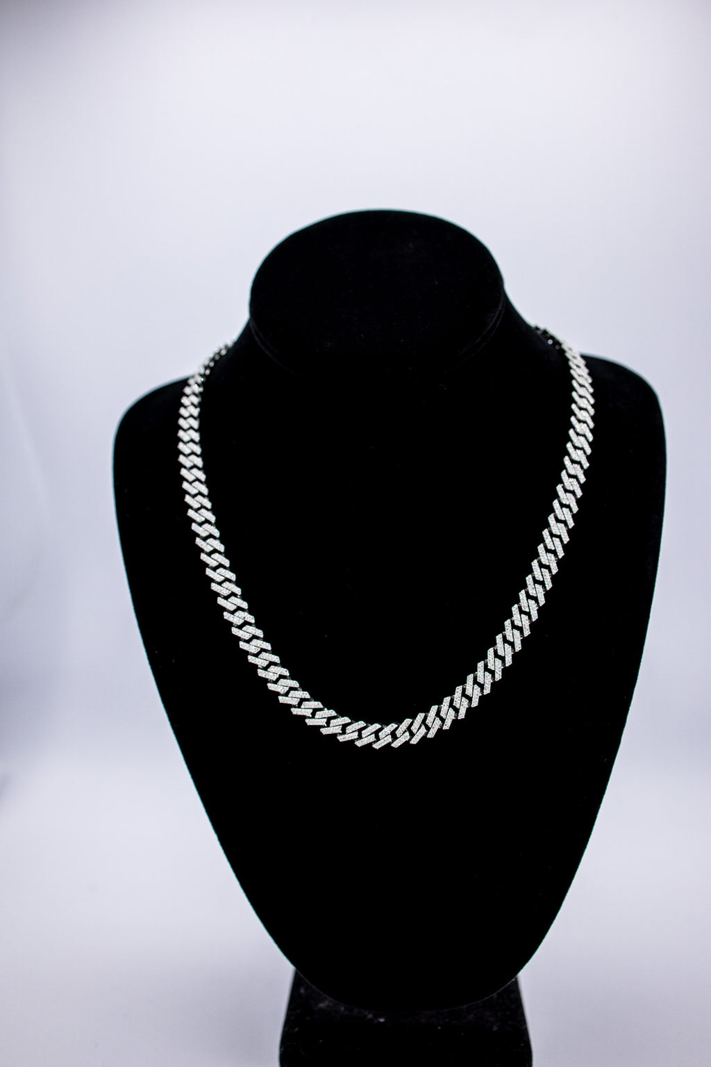 10K Necklace - 8.7CT Miami Cuban White Gold 8mm