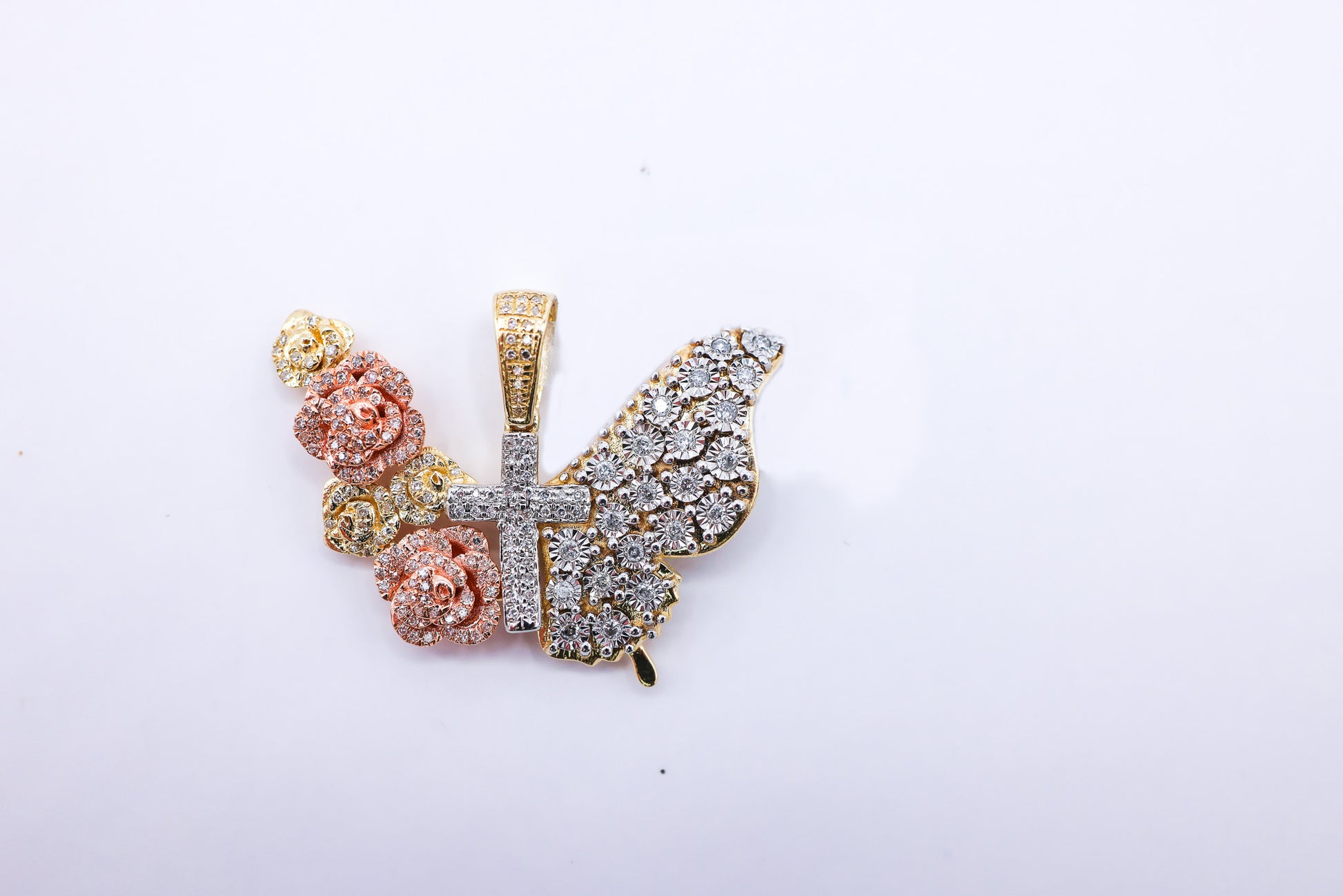 10K 0.34CT D-PENDANT RDS MICRO PRONG FANUC "BUTTERFLY WITH CROSS"