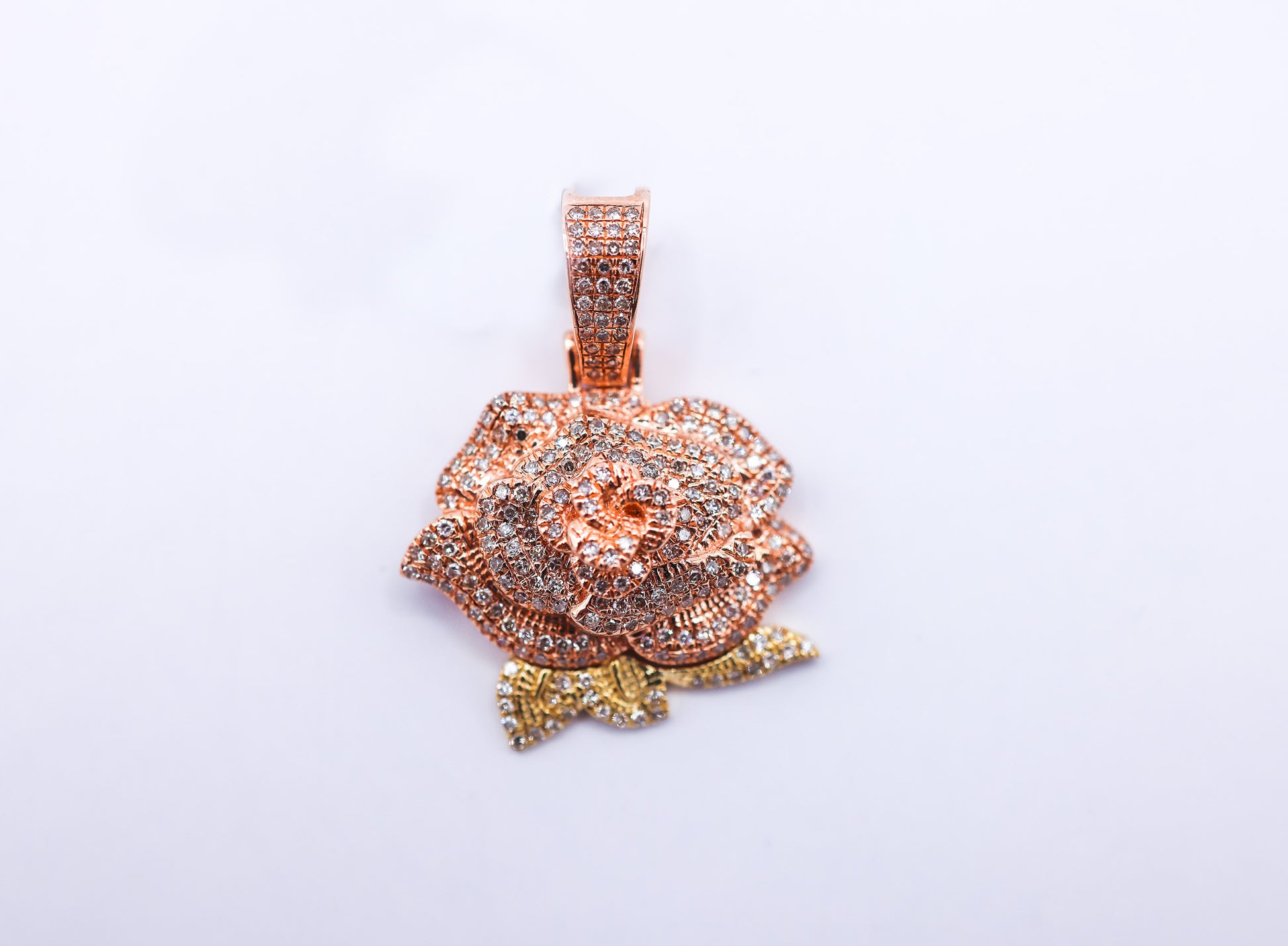 Rose Charm 10K gold 0.67 CTW
