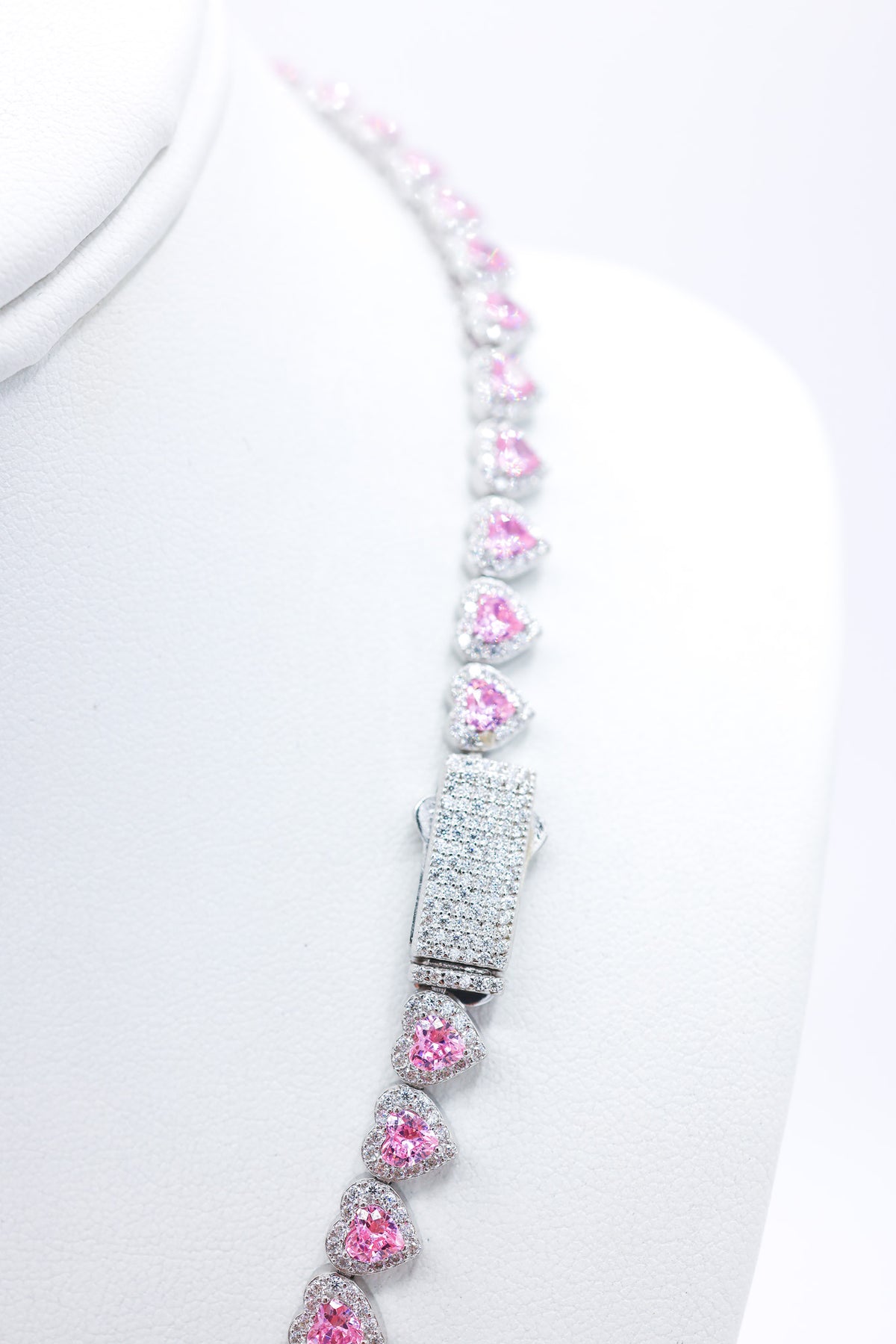 PINK Heart 18 INCH 25.18 CTW