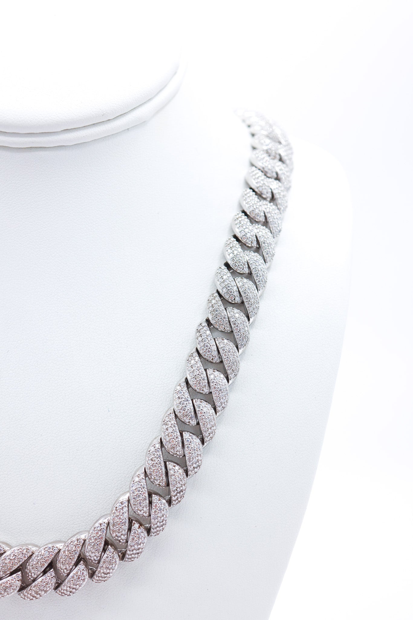 Cuban 15MM 30.09 CTW