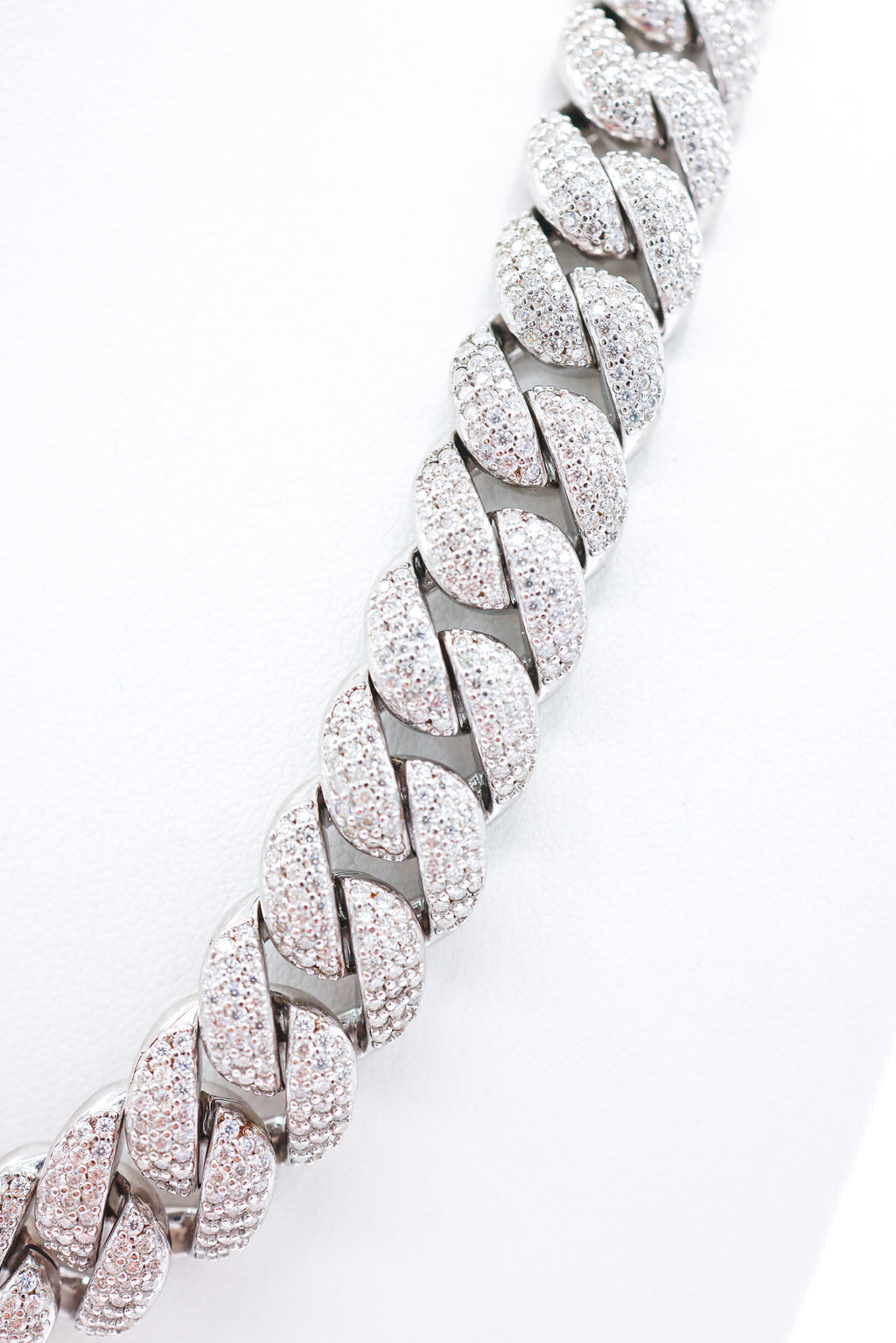 Cuban 15MM 30.09 CTW