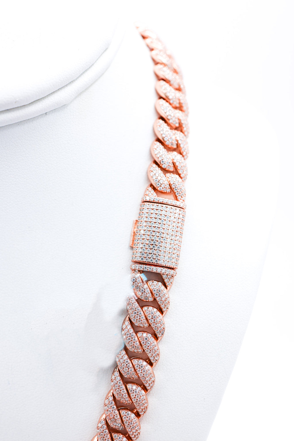 Cuban Rose 12MM 21.62 CTW Moissanite Chain