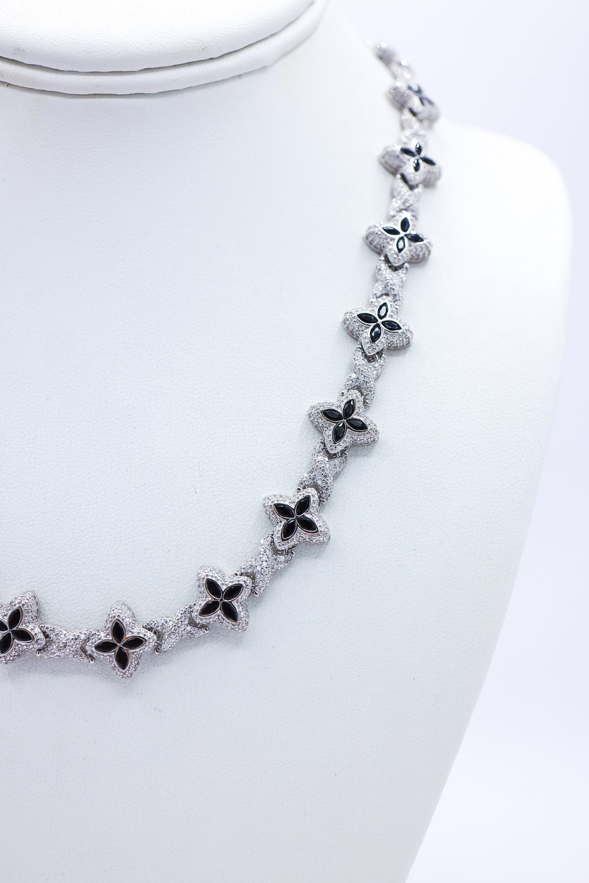 Black Clover Chain 9.82 CTW