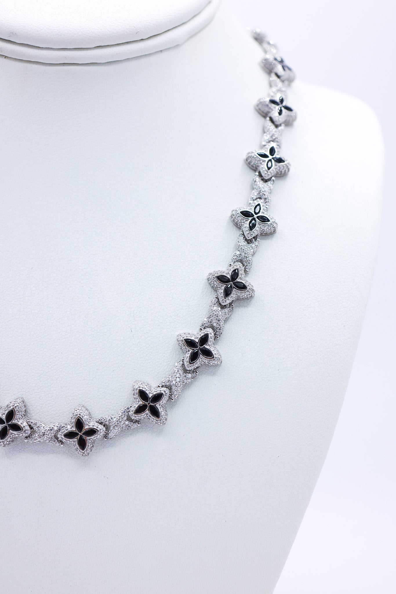 Black Clover Chain 9.82 CTW