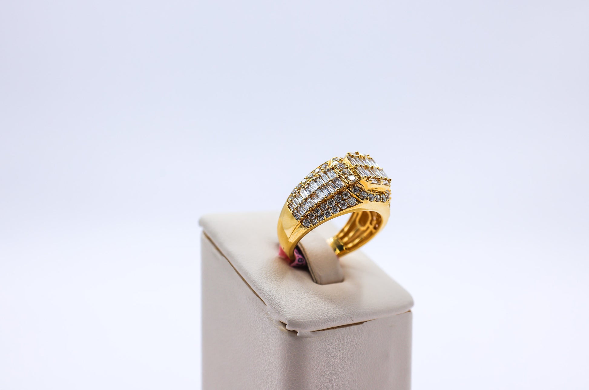 10K 2.88CTW Hexagon Baguette Multi-Diamond Ring