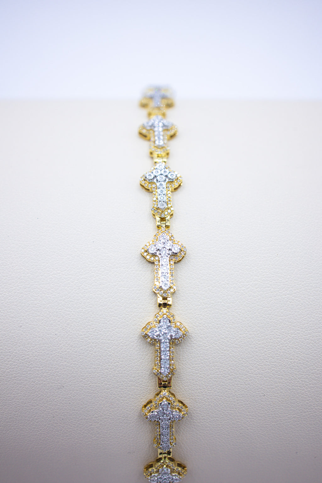 Cross Bracelet 10K Gold 1.32 CTW