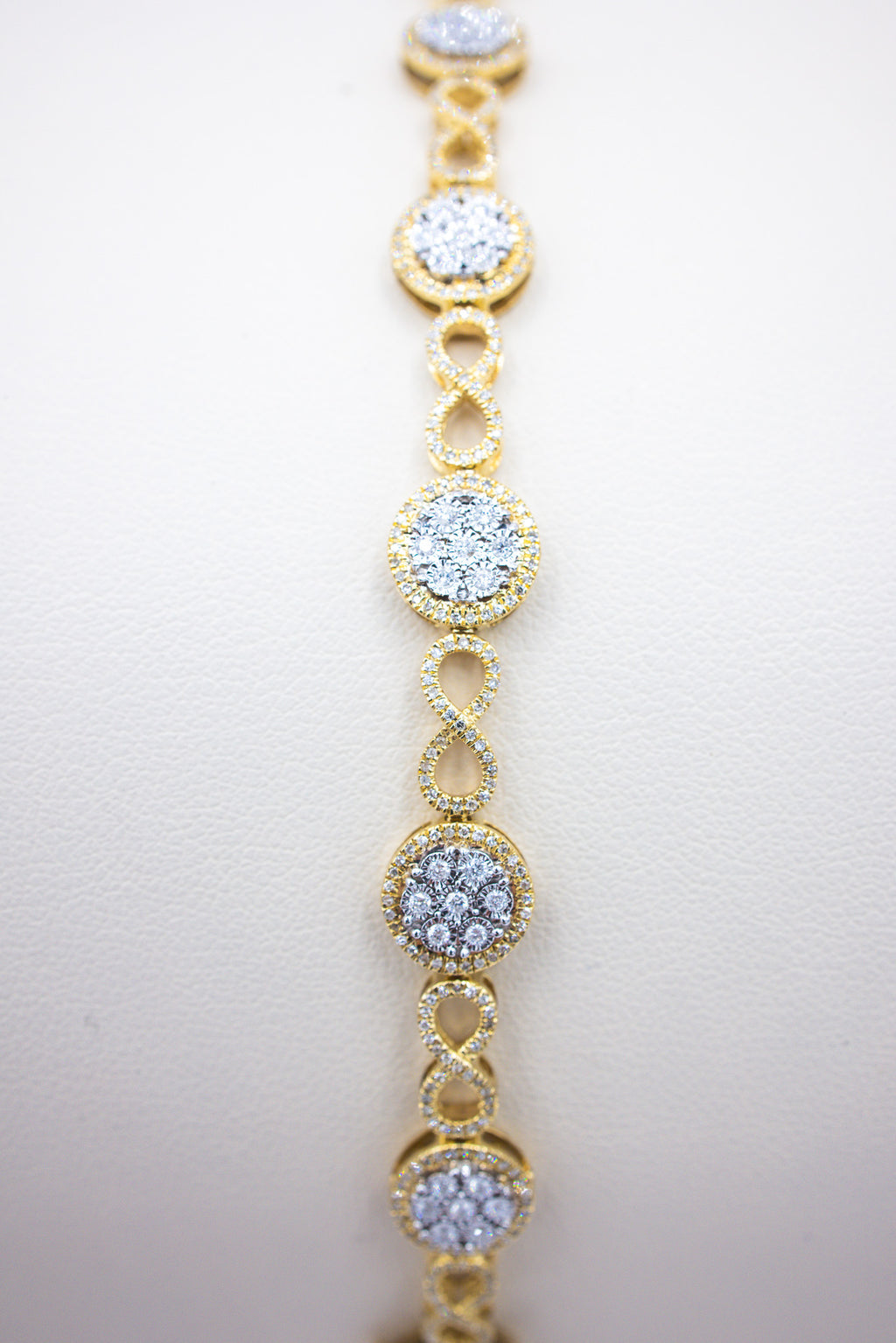 Flower Infinity Ladies Bracelet 10K Gold 1.15CTW