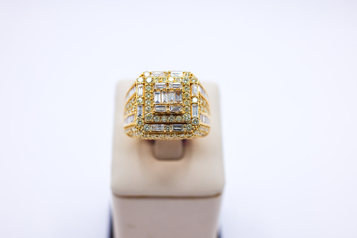 10K Yellow Gold 5.61-5.62CTW Baguette Multi-Diamond Mens Ring