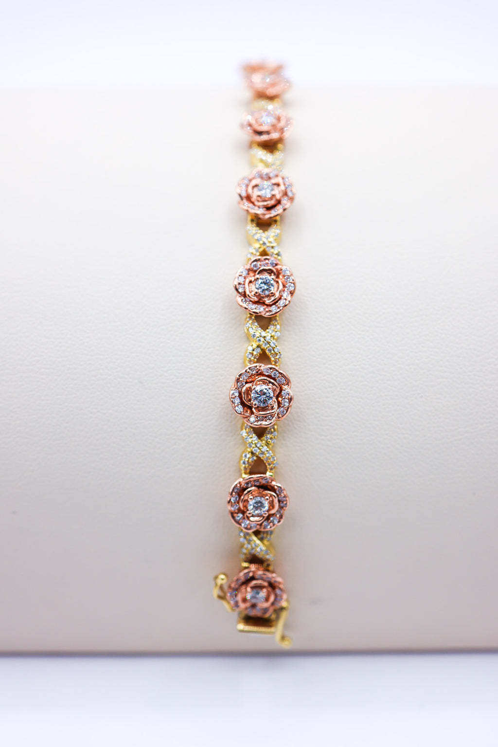 10K 3.53CT D-BRACELET RDS "ROSE FLOWER" SIZE 8 INCHES