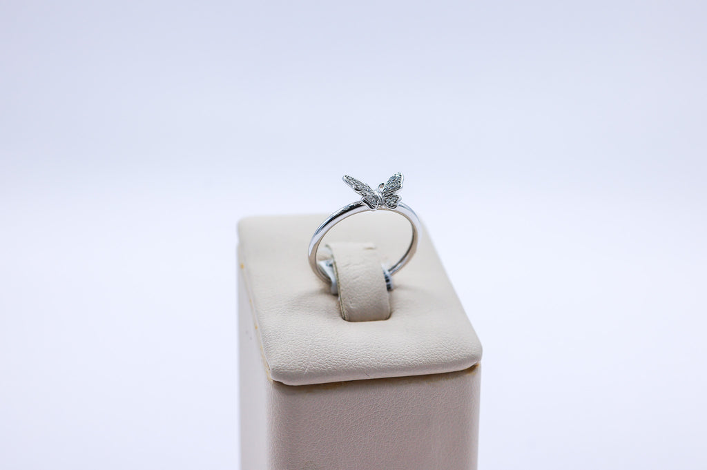 10K White Gold 0.05 CTW Butterfly Ring