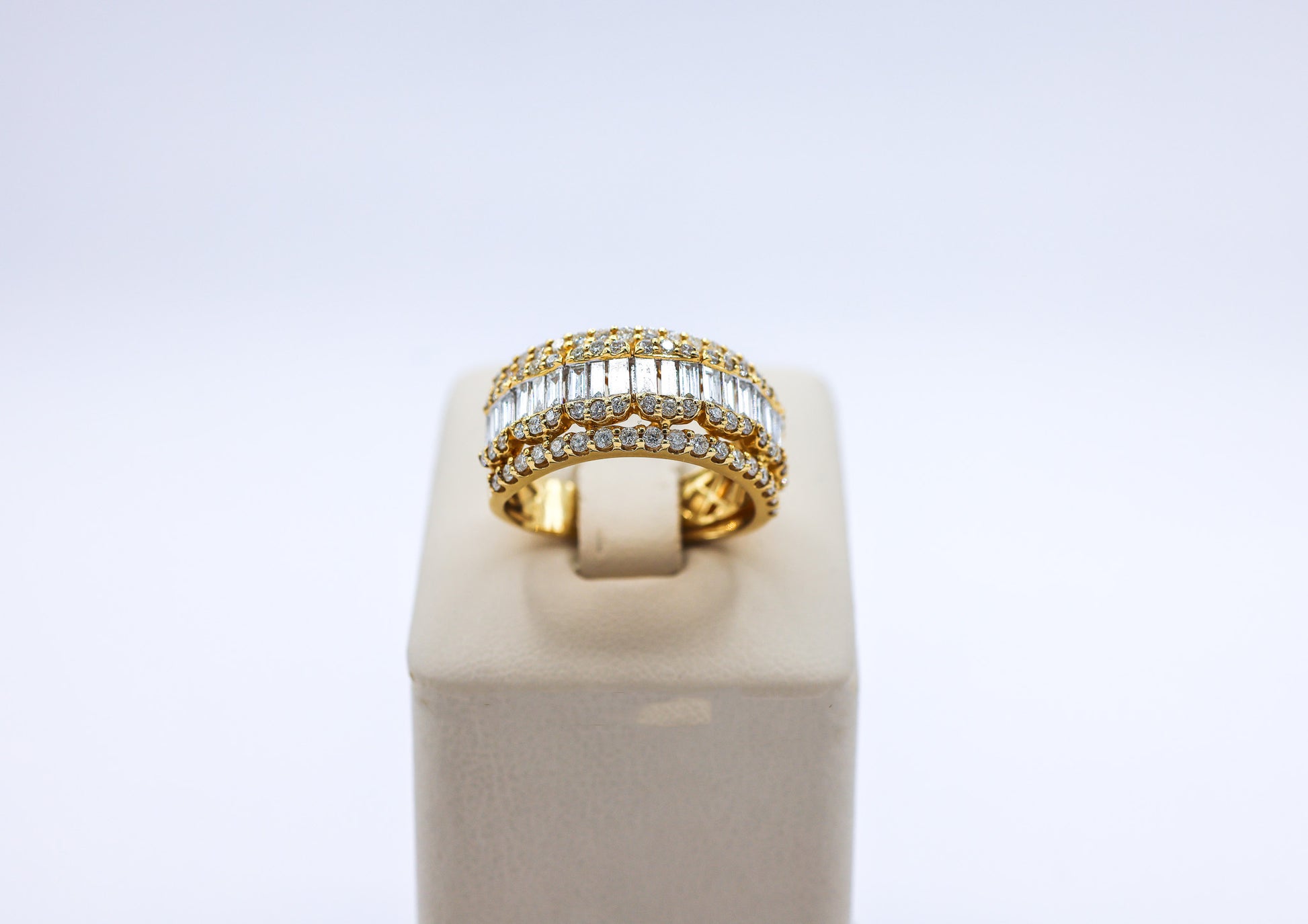 10K Gold 2.5 CTW Mens Baguette Diamond Ring
