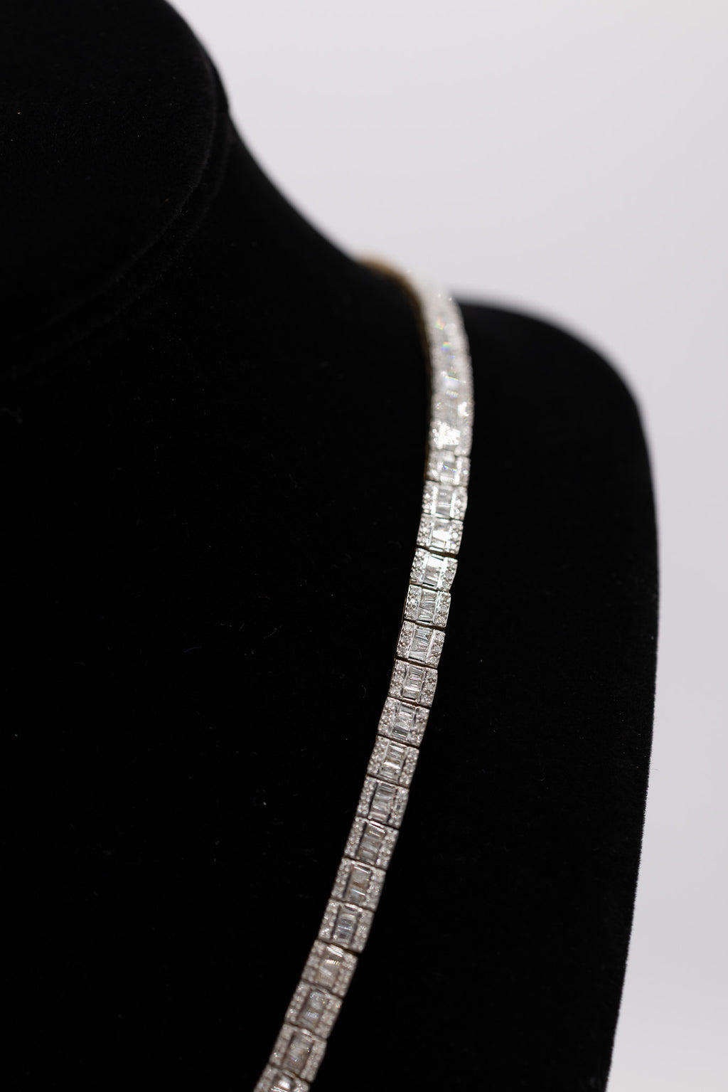 Baguette Tennis Chain 10K Gold - 4CT Diamonds