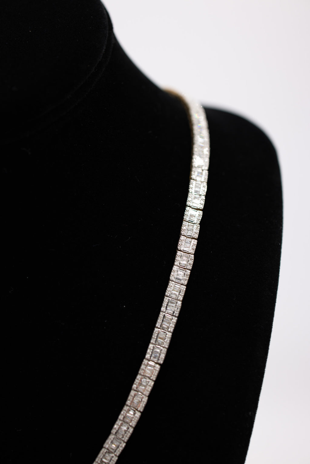 Baguette Tennis Chain 10K Gold - 4CT Diamonds