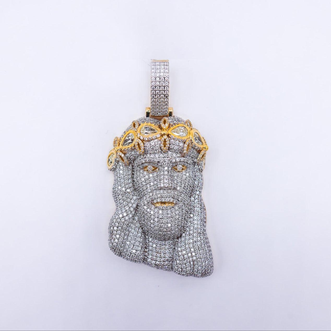 Jesus Charm 14 K Gold 9.46 CTW