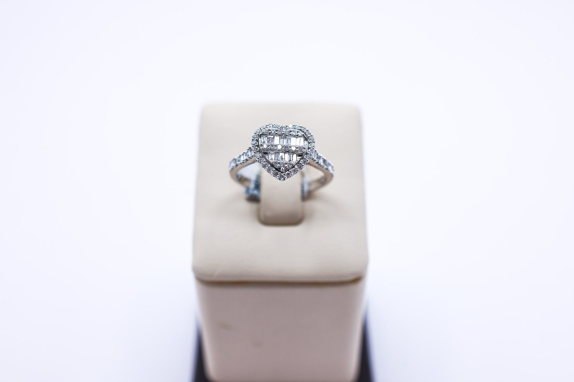 10K Gold 0.52 CTW Baguette Heart Diamond Ring