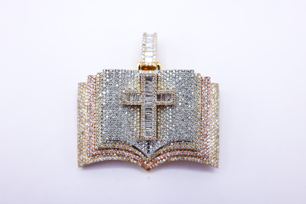 Bible Charm 10 K Gold 3.56 CTW