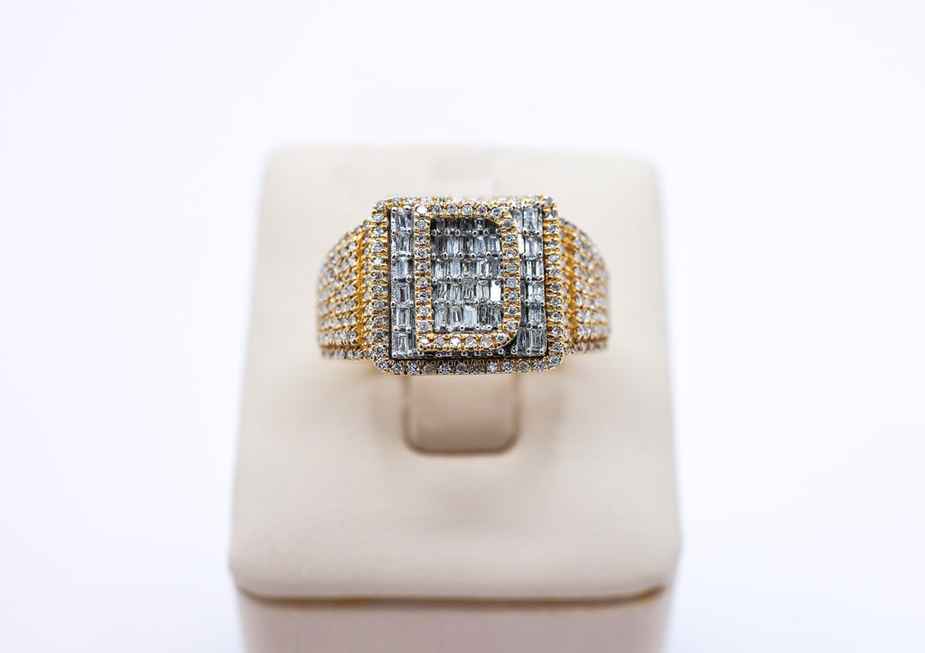 10K Gold 0.87 CTW Custom Baguette D Letter Ring