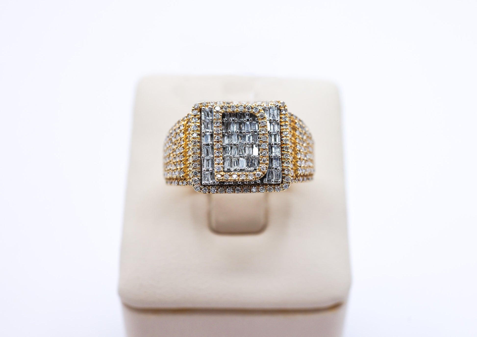 10K Gold 0.87 CTW Custom Baguette D Letter Ring