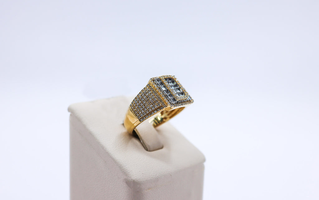 10K Gold 0.87 CTW Custom Baguette D Letter Ring