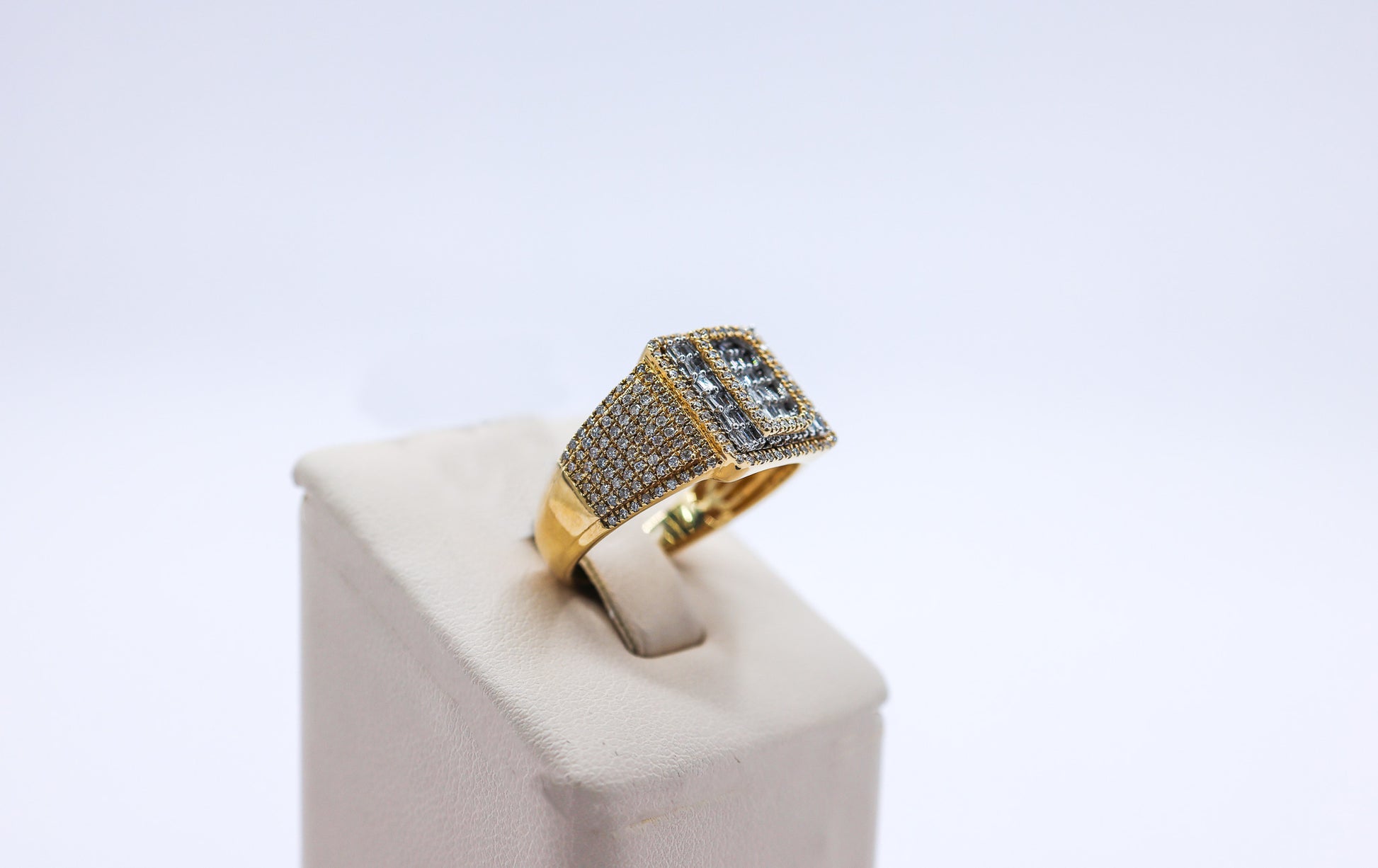10K Gold 0.87 CTW Custom Baguette D Letter Ring