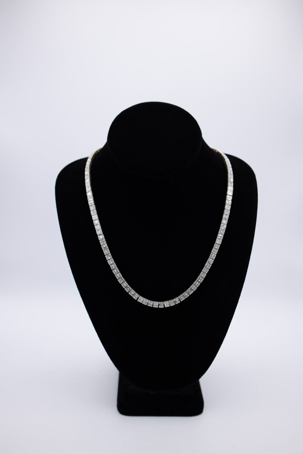 Baguette Tennis Chain 10K Gold - 4CT Diamonds