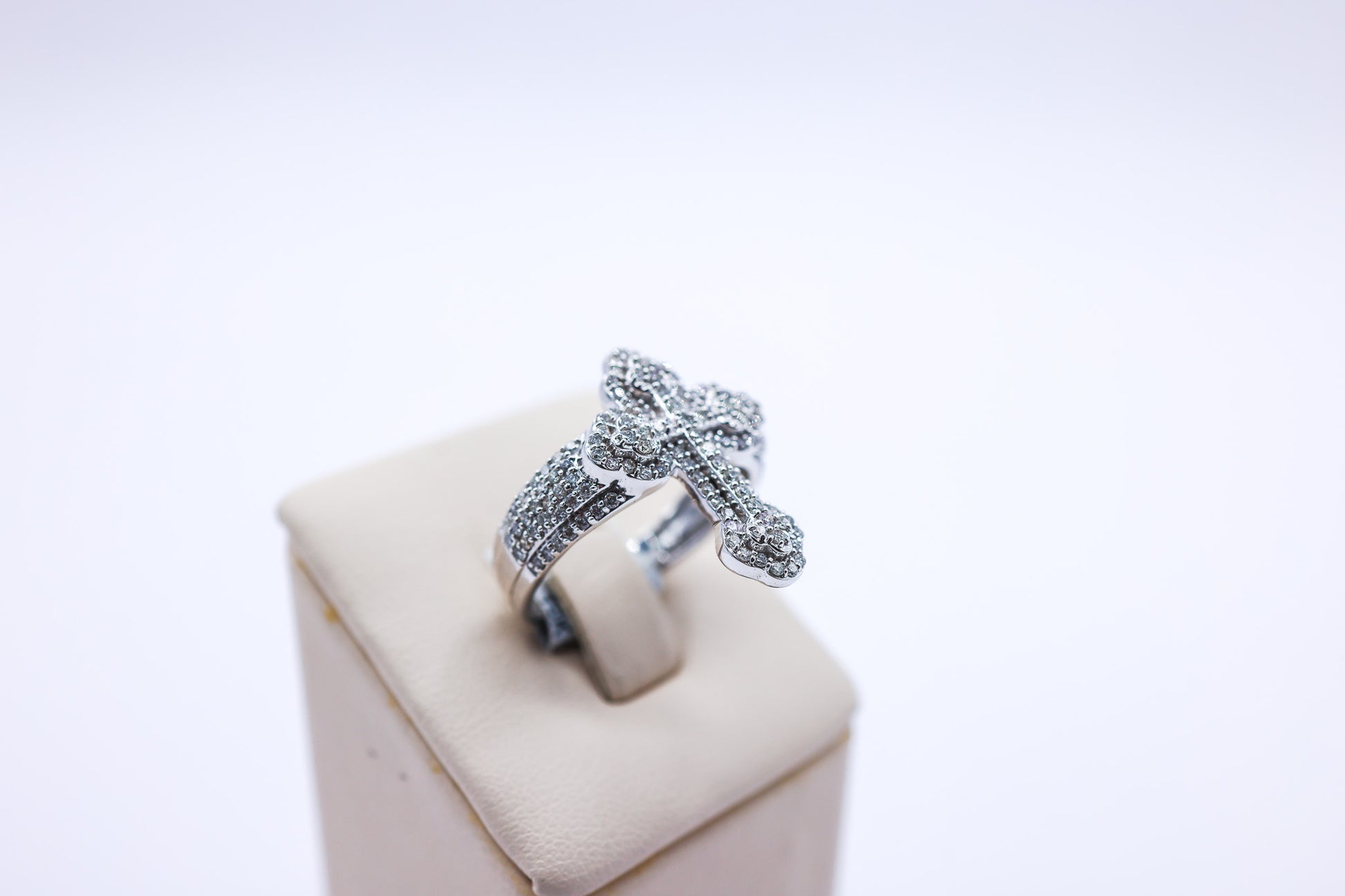 10K White Gold 0.97 CTW Diamond Cross Ring