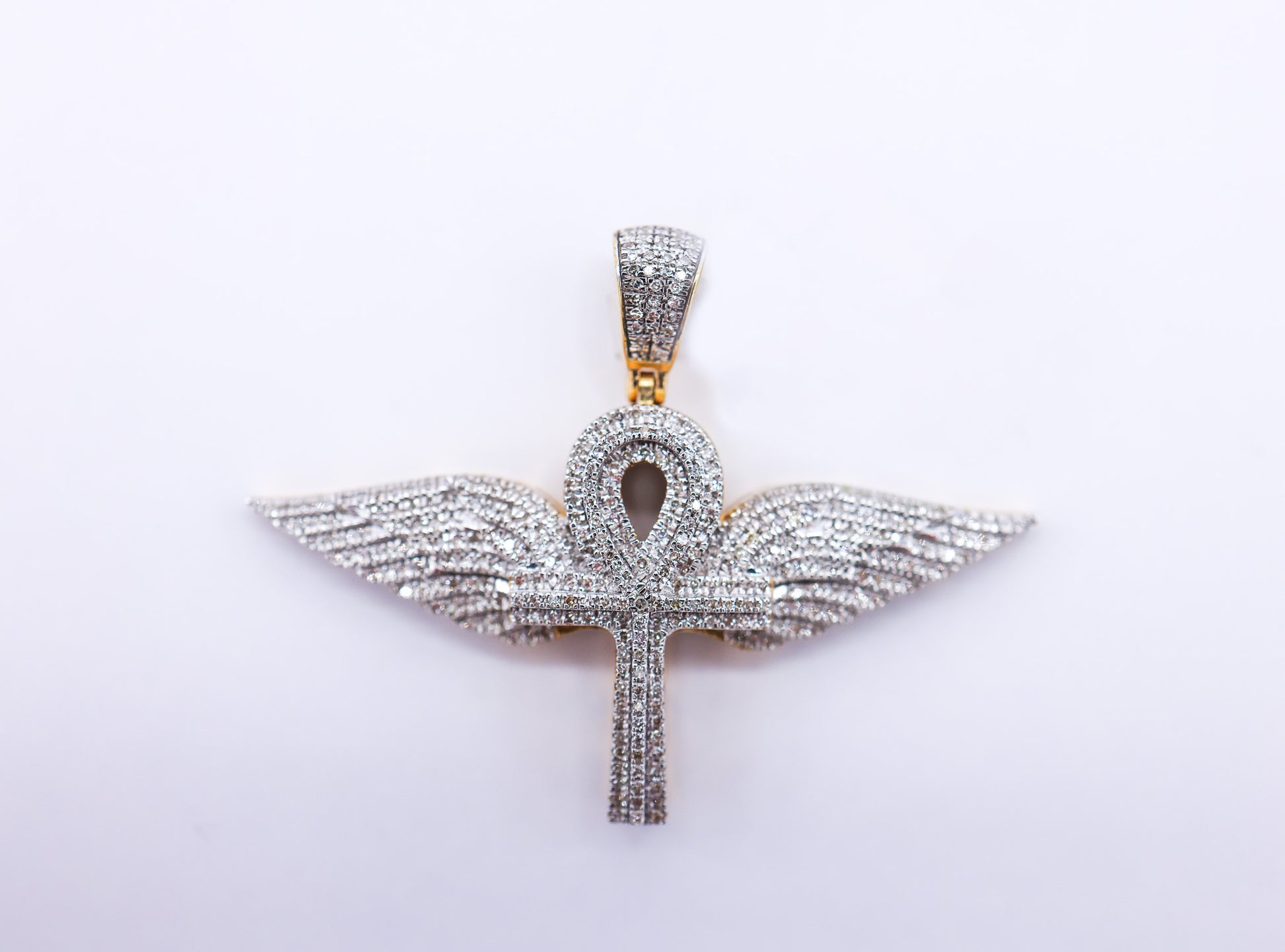 Amkh Charm 10K gold 0.82 CTW