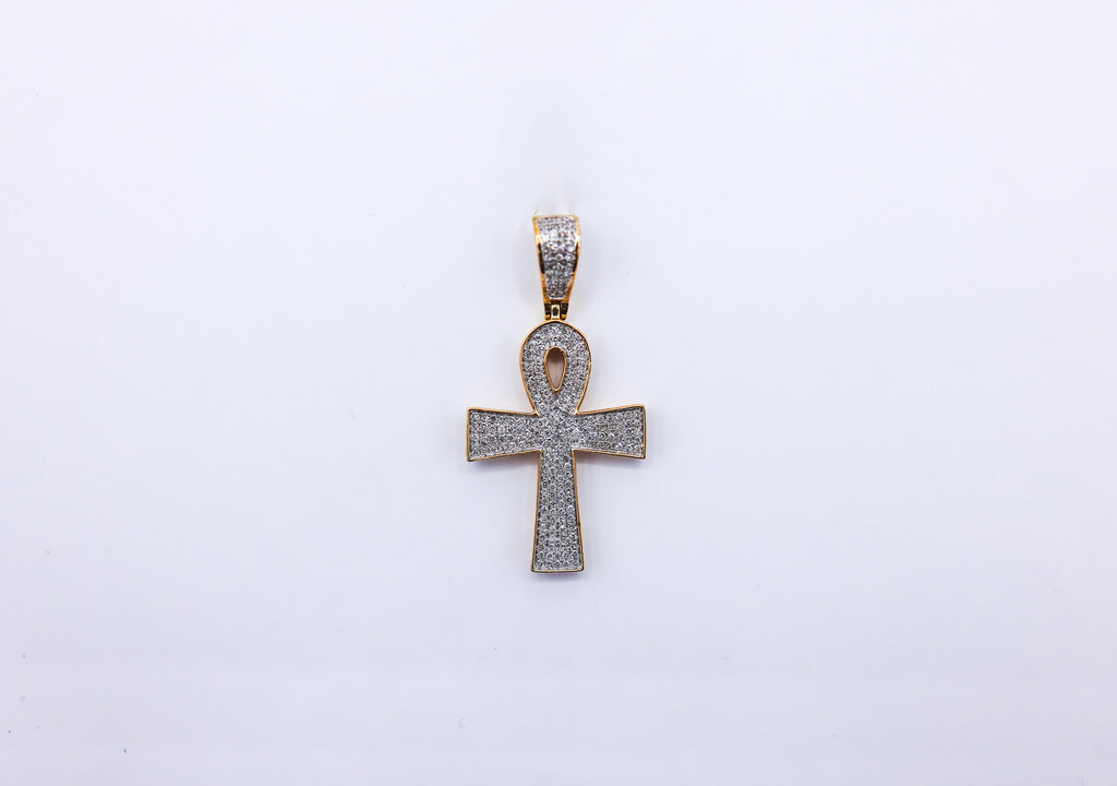 Amkh Charm 10K Gold 0.50 CTW