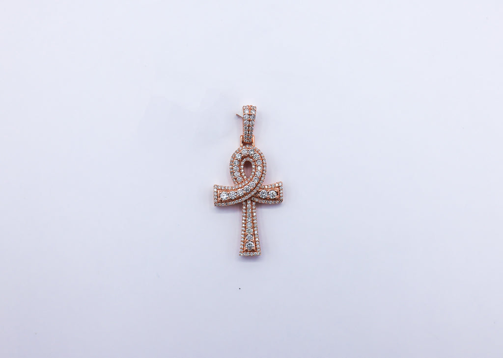 Amkh Charm 10K Gold 1.06 CTW