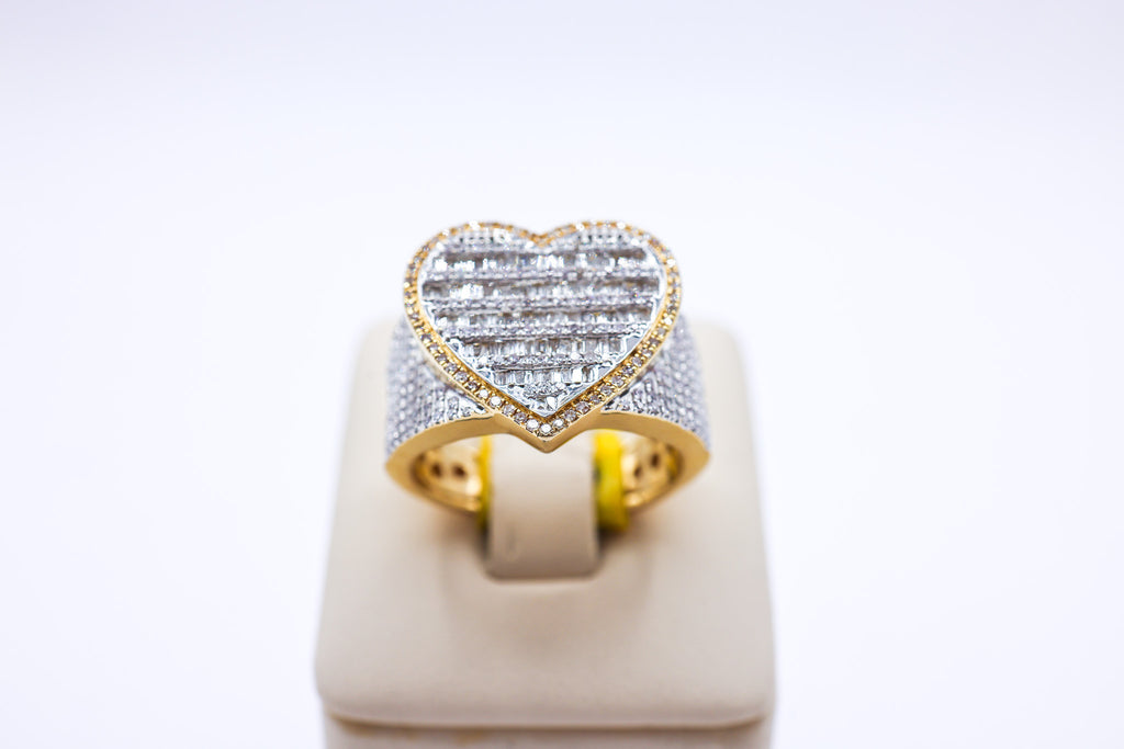 10K 1.25CTW Baguette 3D Heart Multi-Diamond Ring