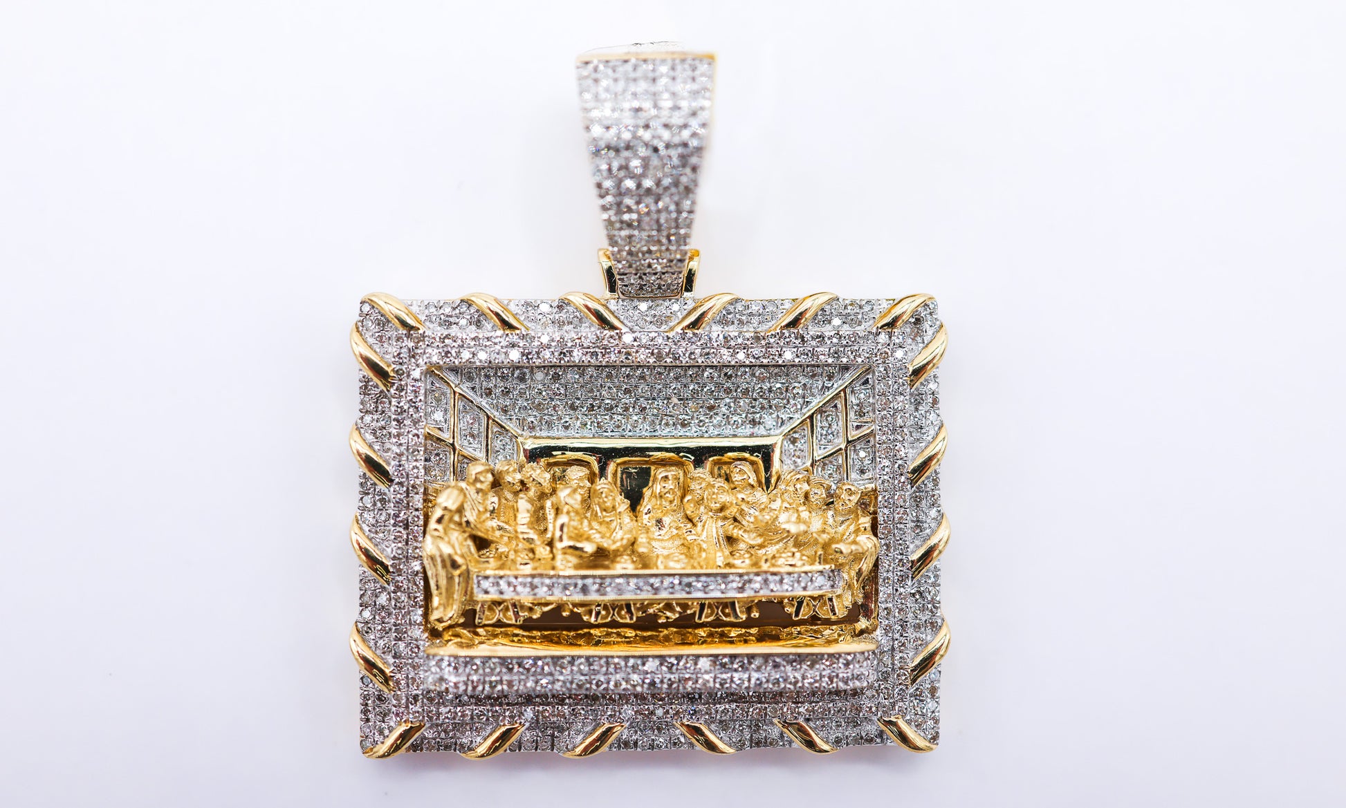 10K 1.33-1.37CT D-PENDANT MEN RDS "LAST SUPPER"