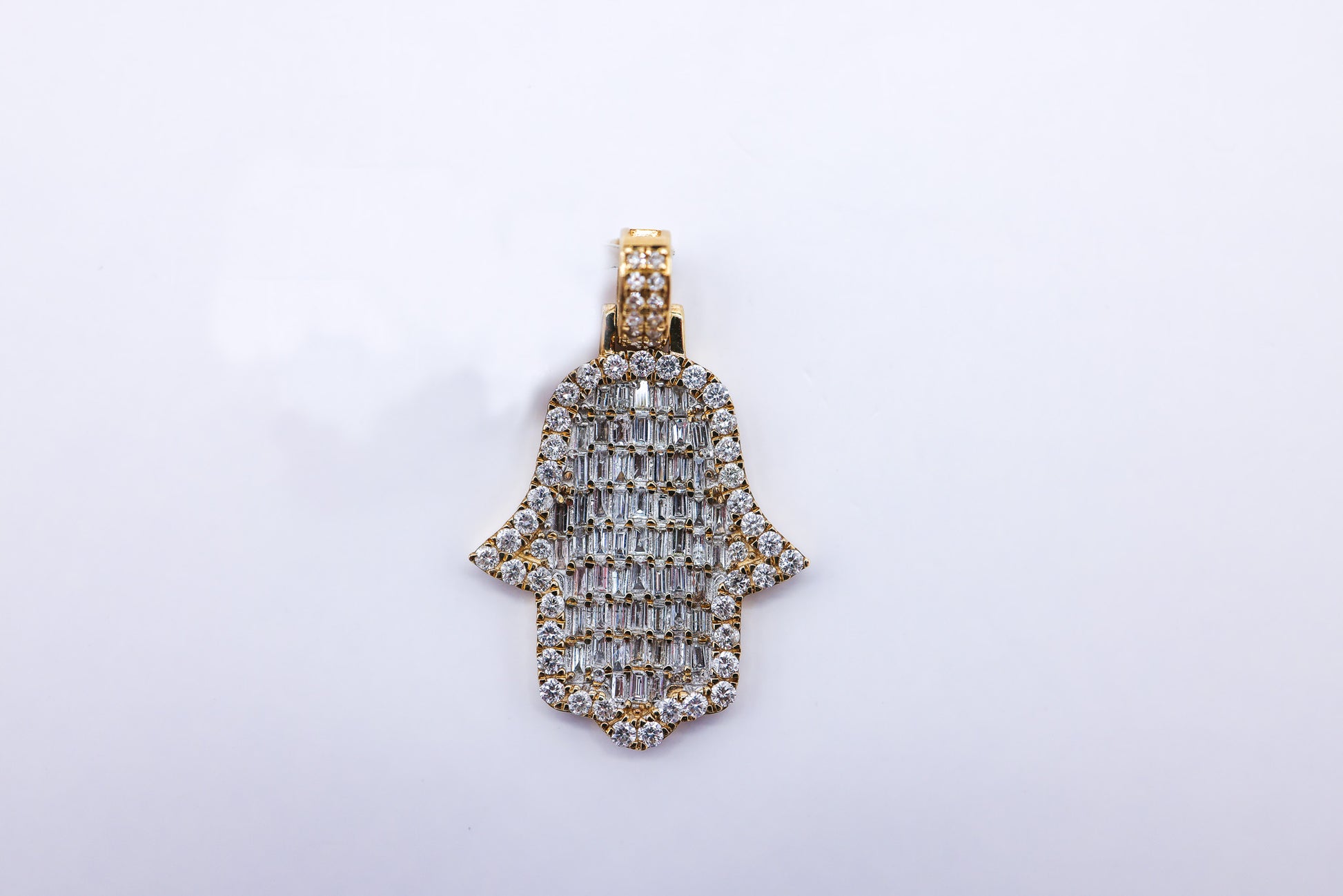 Hamsa Hand 10K 1.47CTW