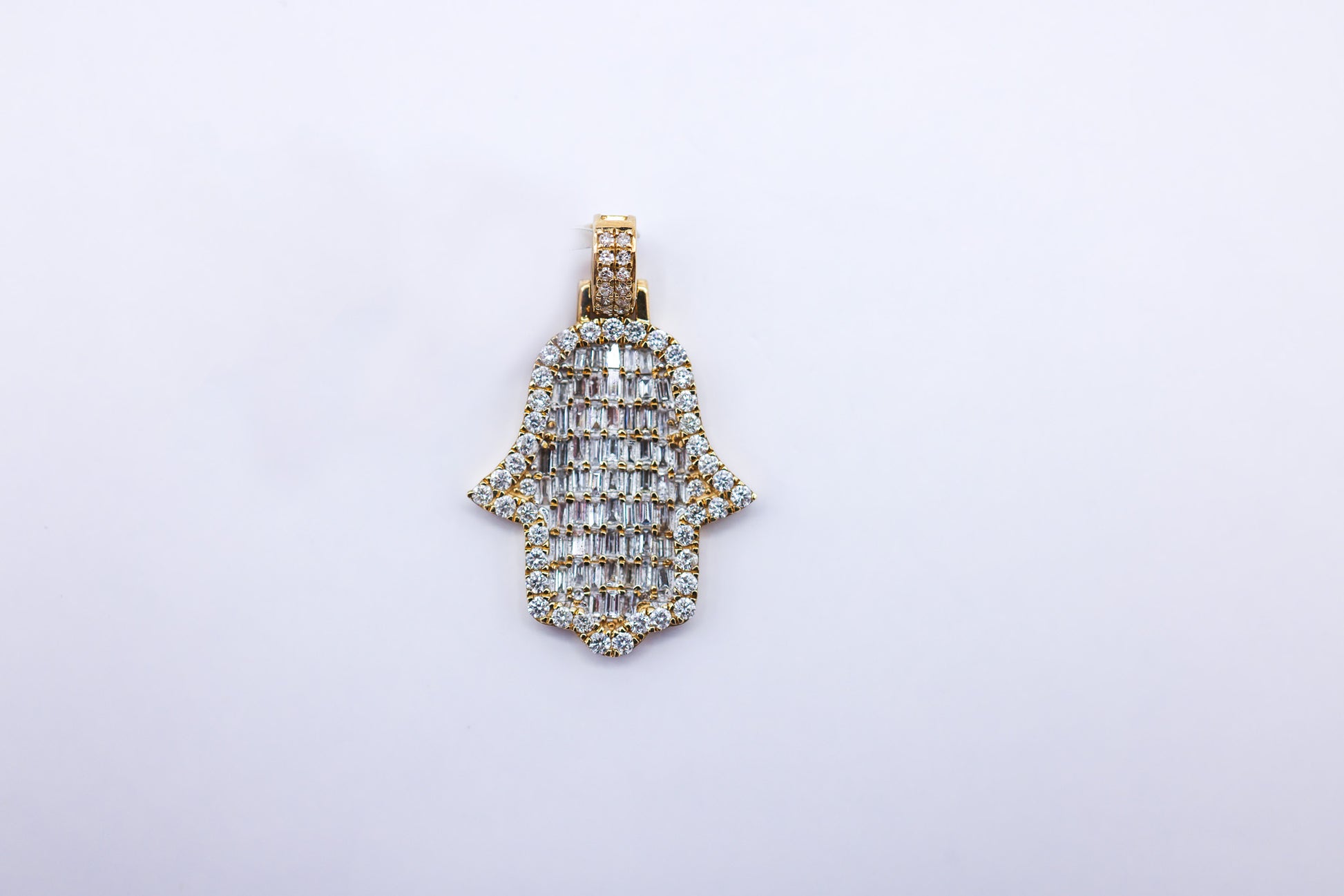Hamsa Hand 10K 1.47CTW