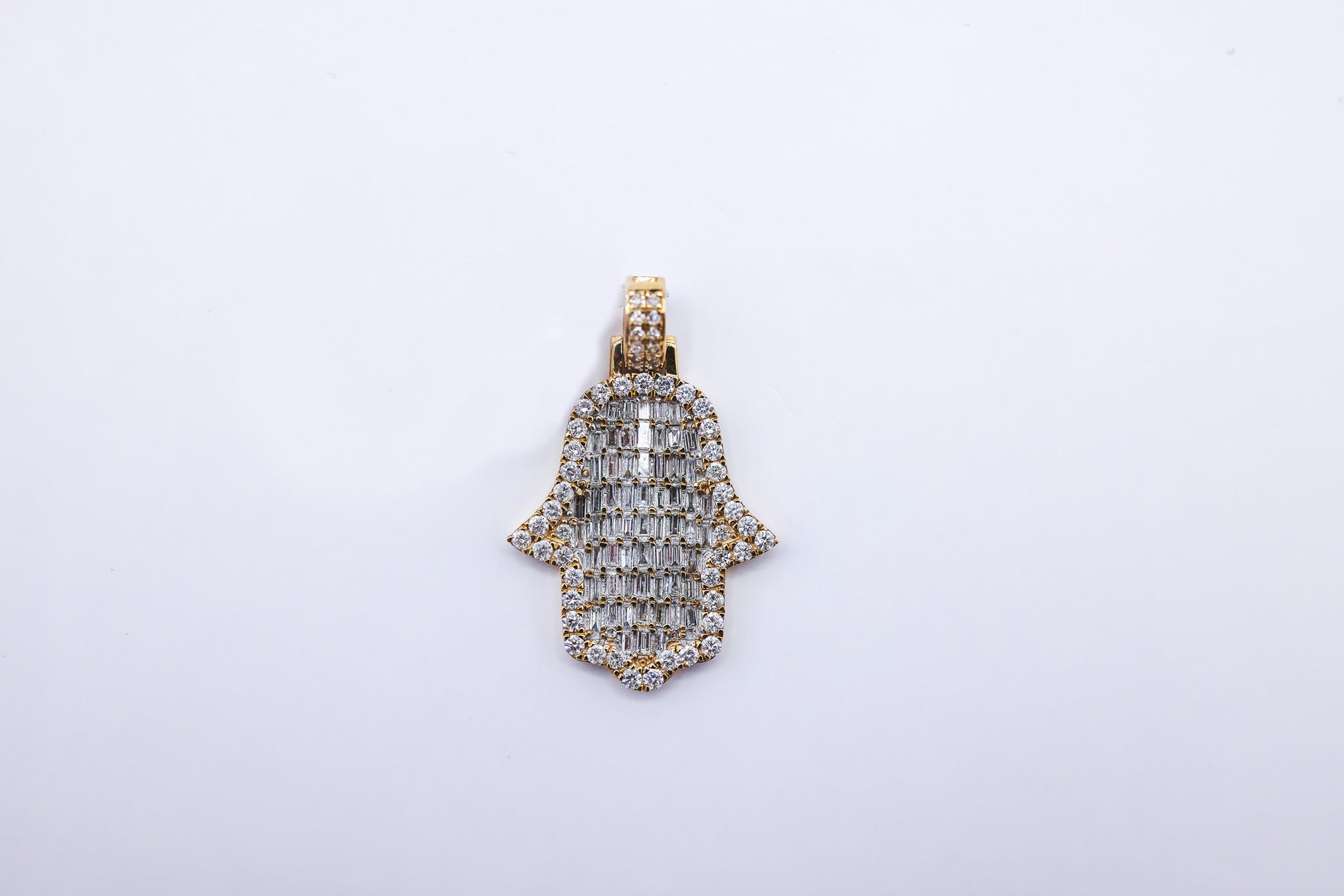 Hamsa Hand 10K 1.47CTW