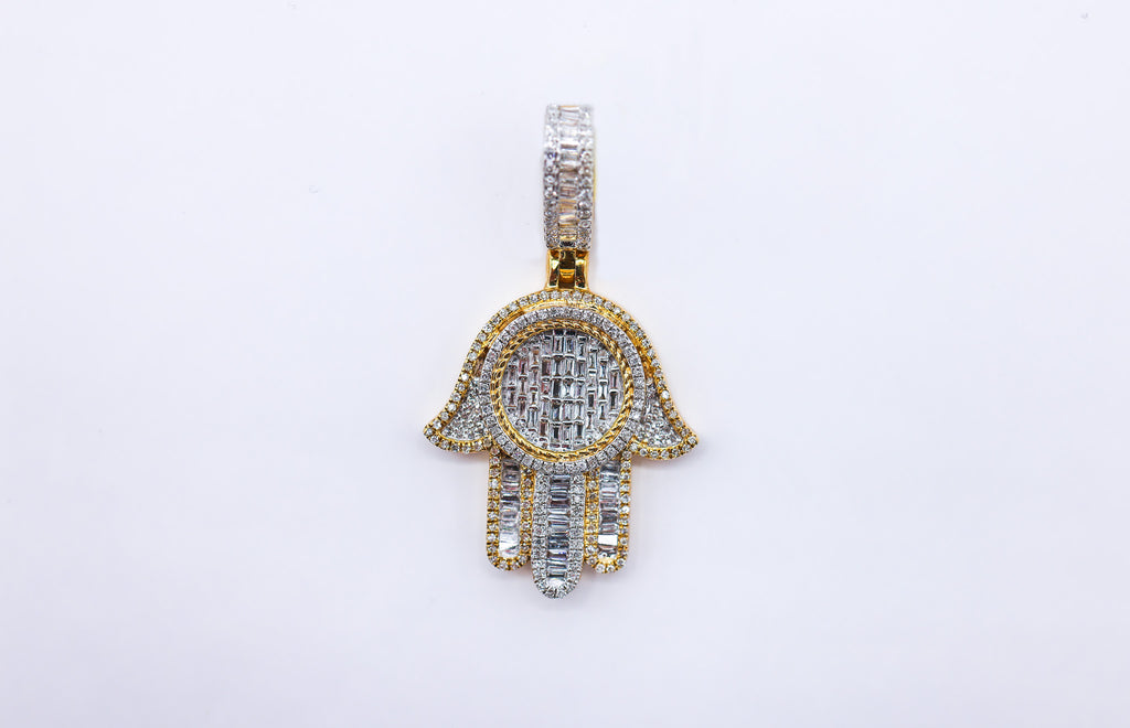 Hamsa Hand Charm 10K 1.42 CTW