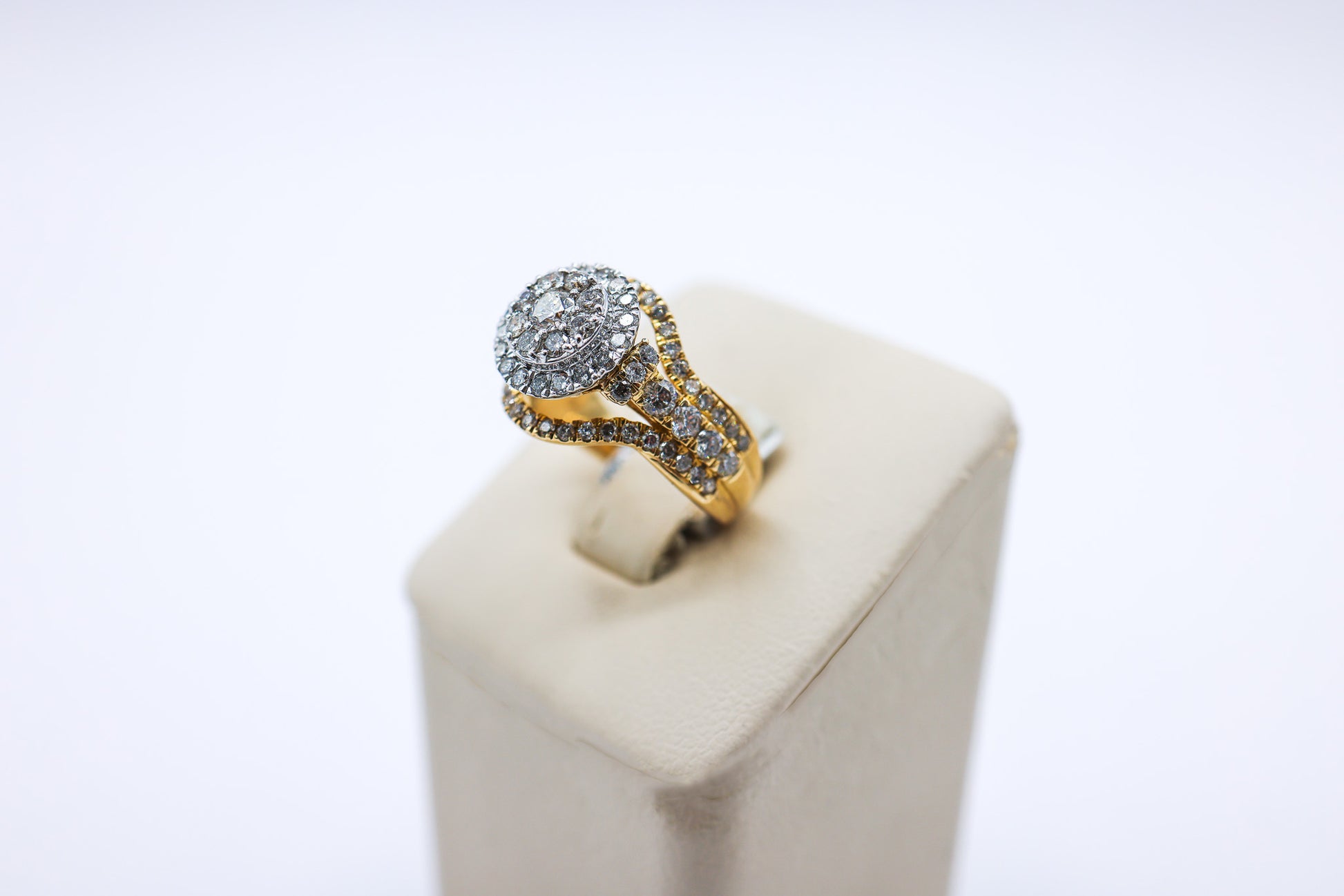 10K Yellow Gold 1.50CTW Diamond Cluster Halo Engagement Ring