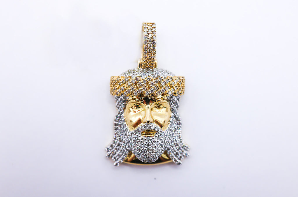 Jesus Charm 10K 1.40 CTW