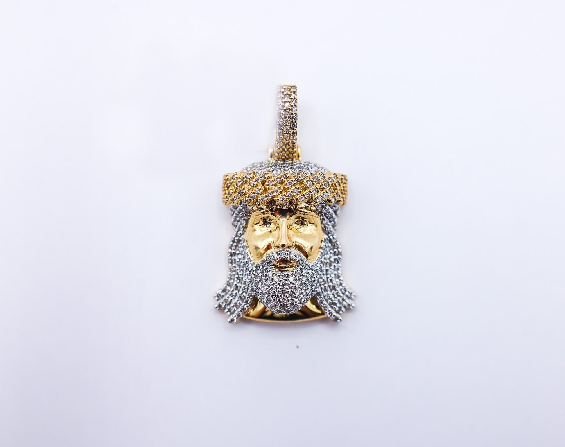 Jesus Charm 10K 1.40 CTW