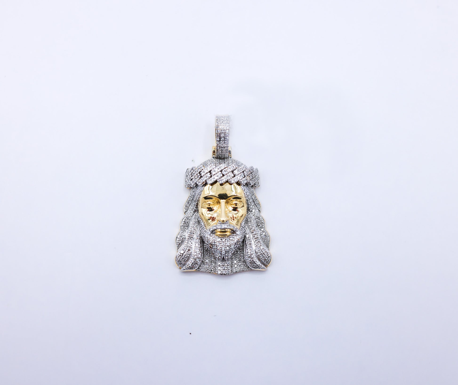 10K 0.48CT D-PENDANT MEN RDS "JESUS HEAD" MICRO PRONG