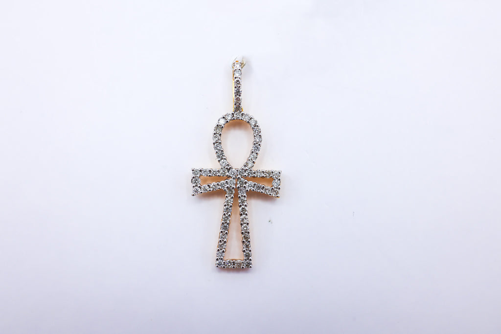 Amkh Charm 10K Gold 0.60 CTW