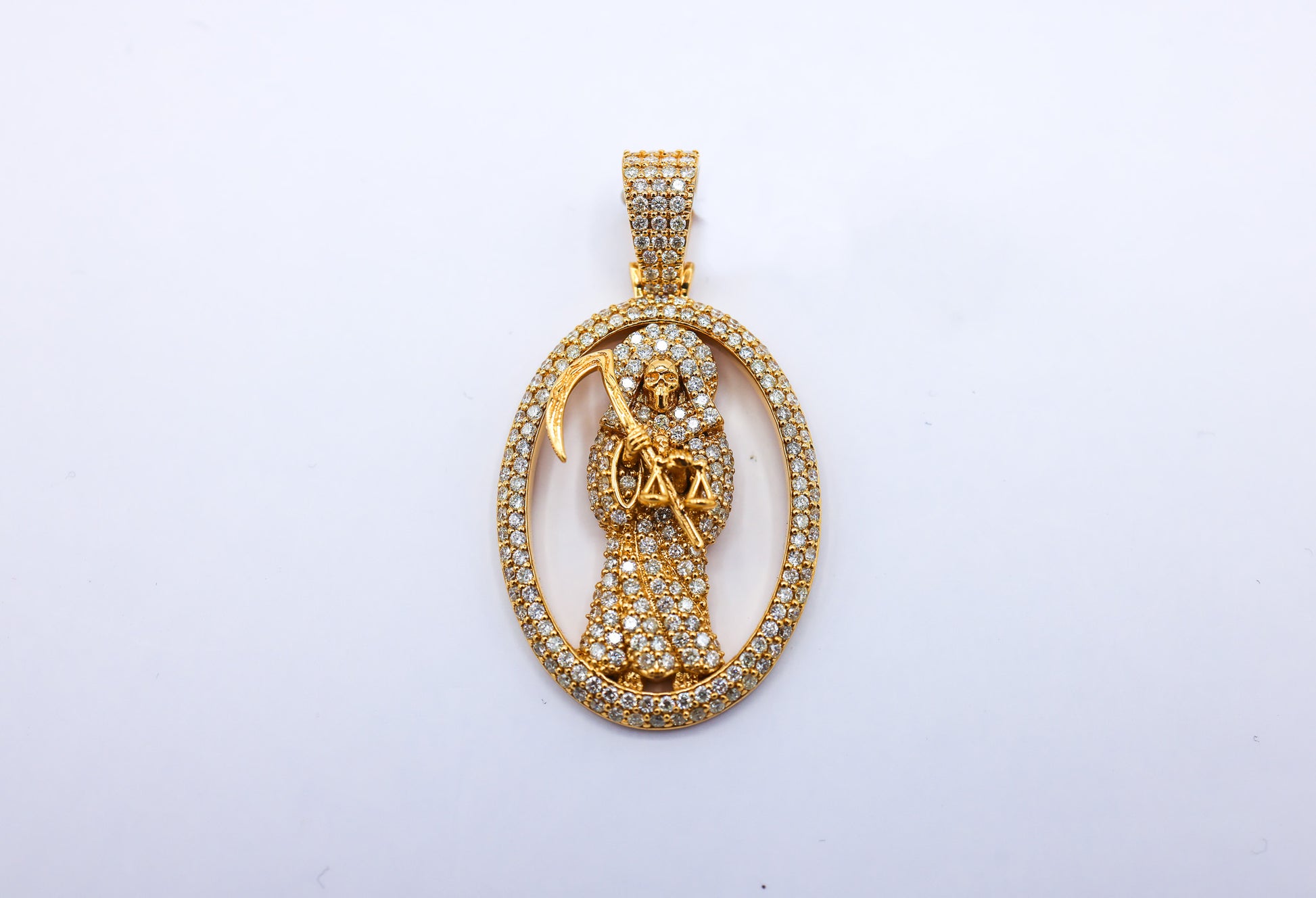 Santa muerte 10K Gold 2.94 CTW