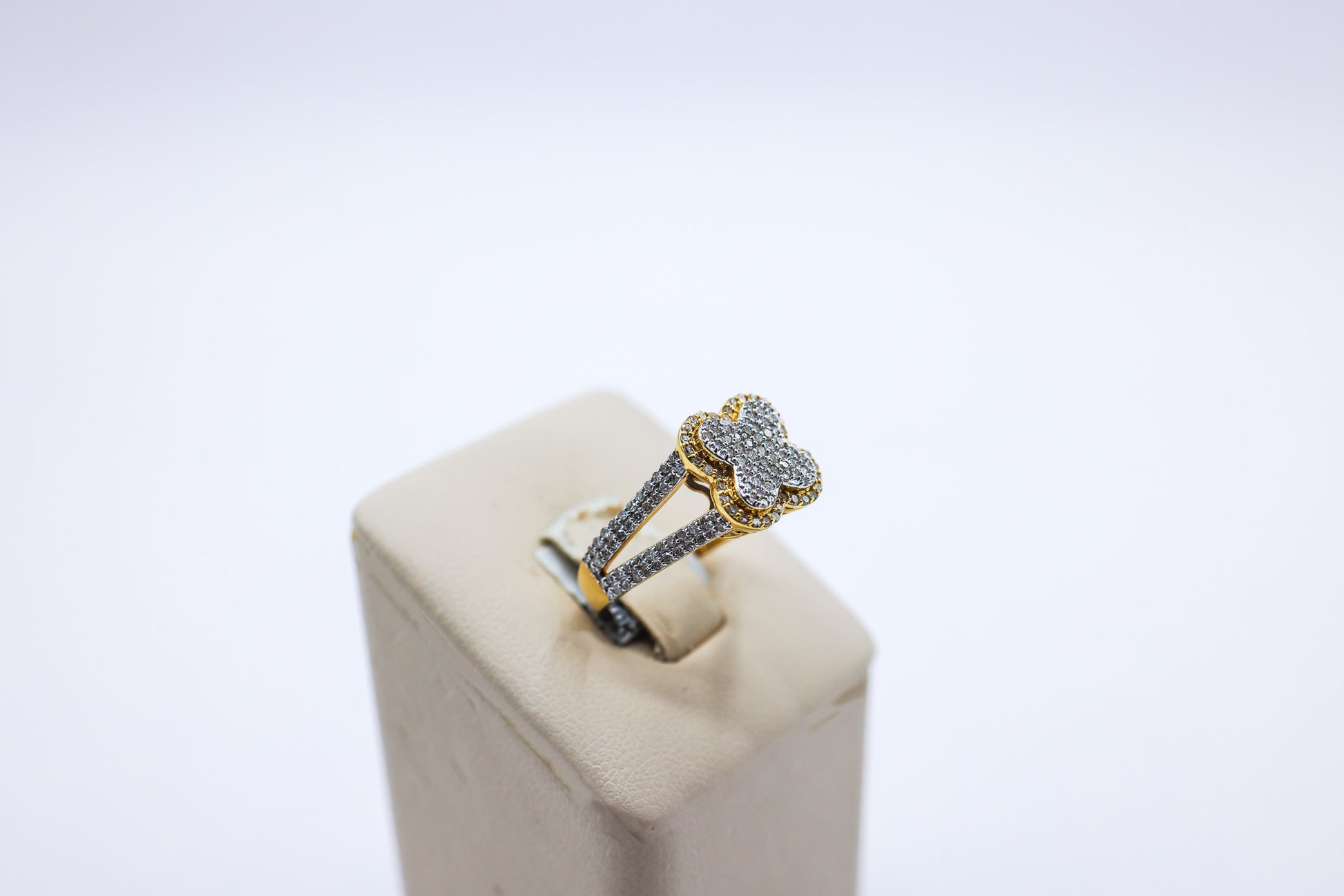 10K 0.62 CTW Double Frame Clover Ladies Diamond Ring