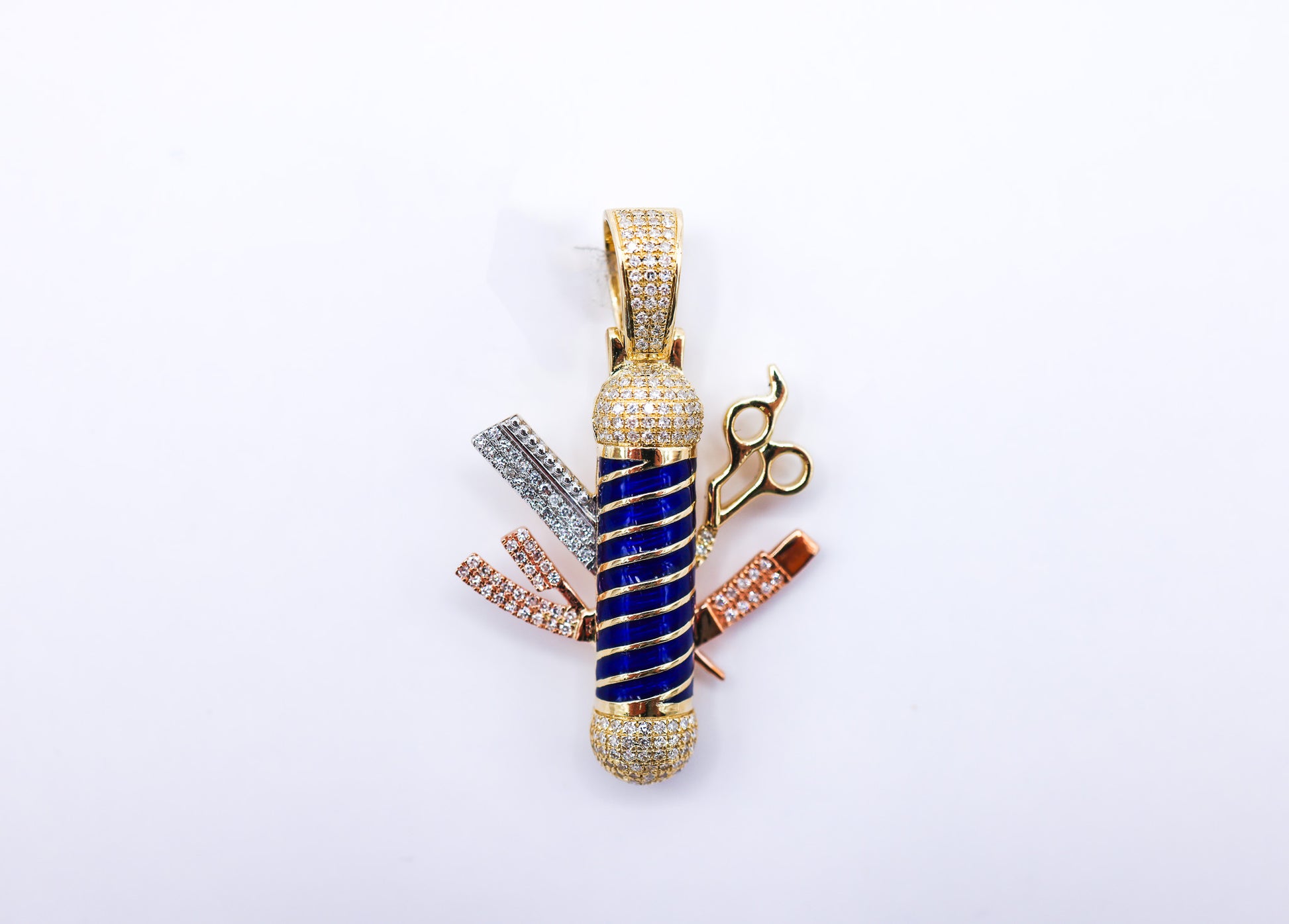 10K 0.46CT D-PENDANT RDS "BARBER POLE" MICRO PRONG