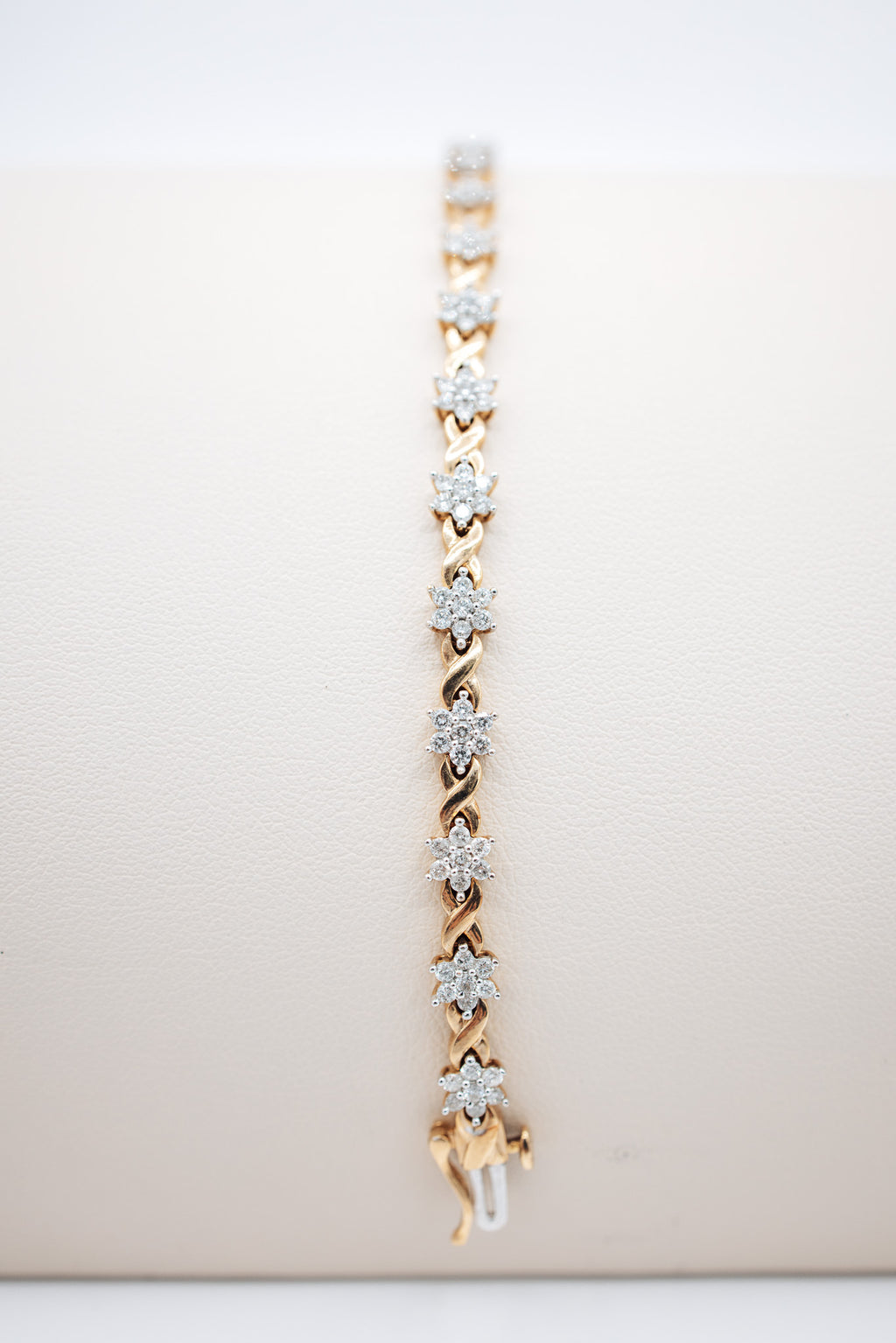 Floral Infinity Ladies Diamond Bracelet - 10K Gold 2CTW