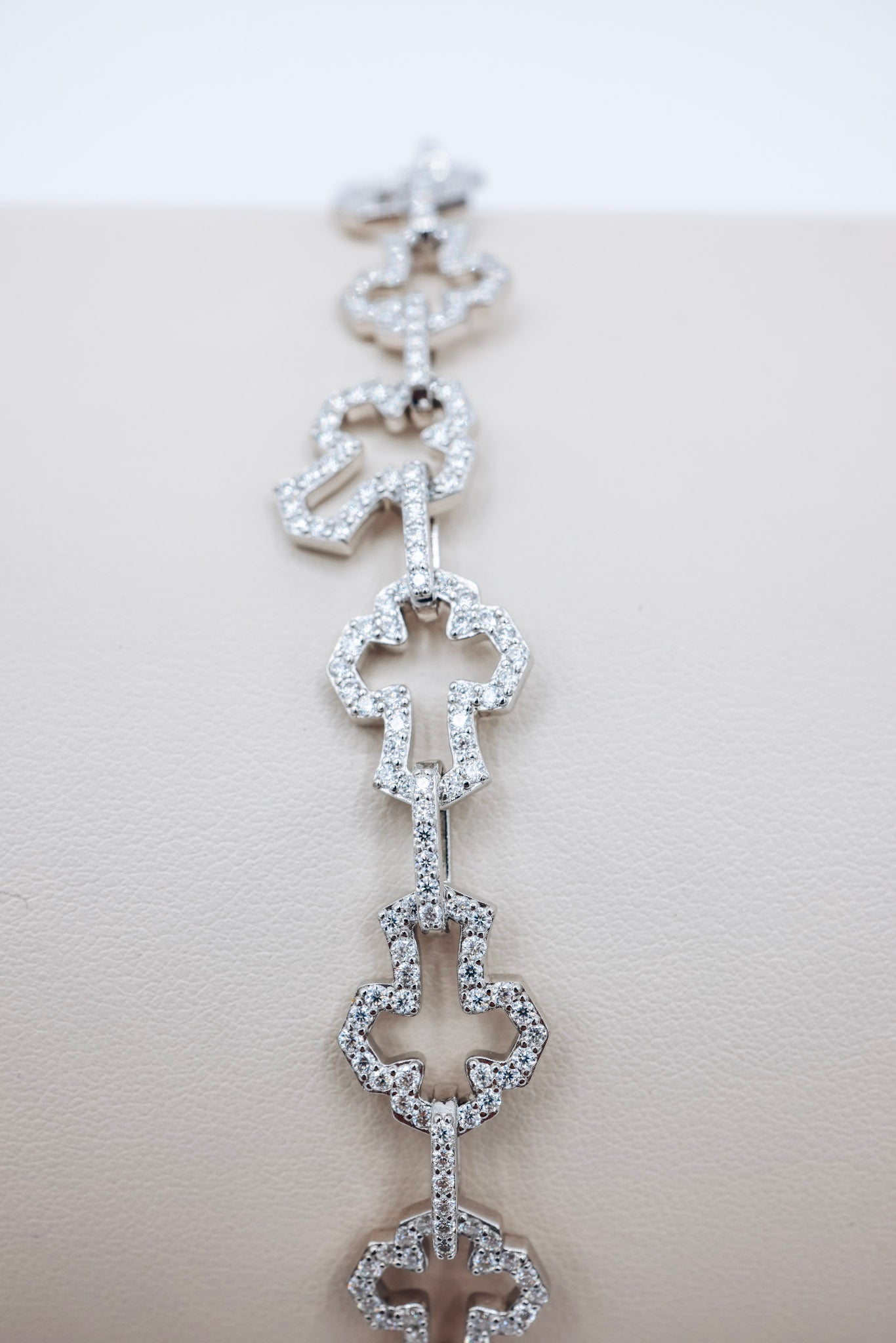Cross 5.36CTW Moissanite Bracelet