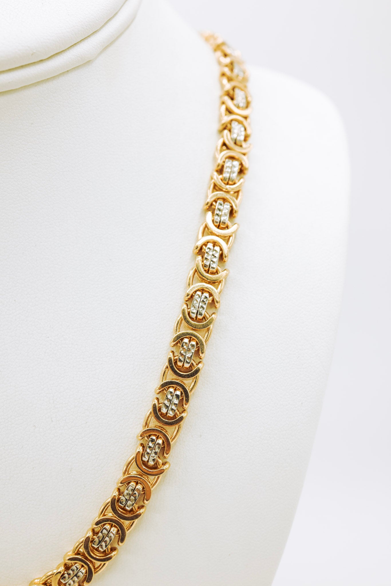 Flat Byzantine 10K Gold 22 inch 92G