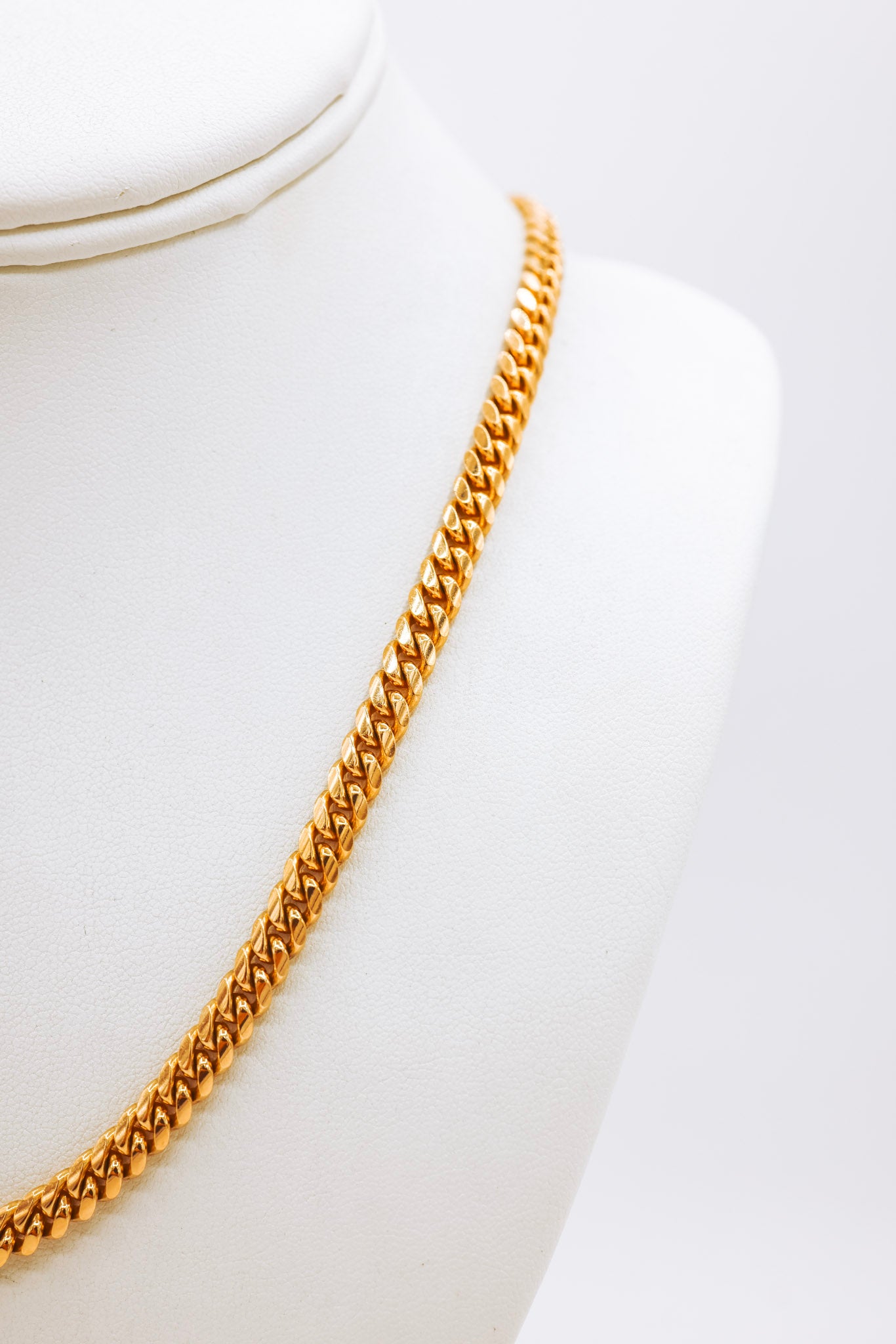 14K Miami Cuban 24 Inches Gold Chain