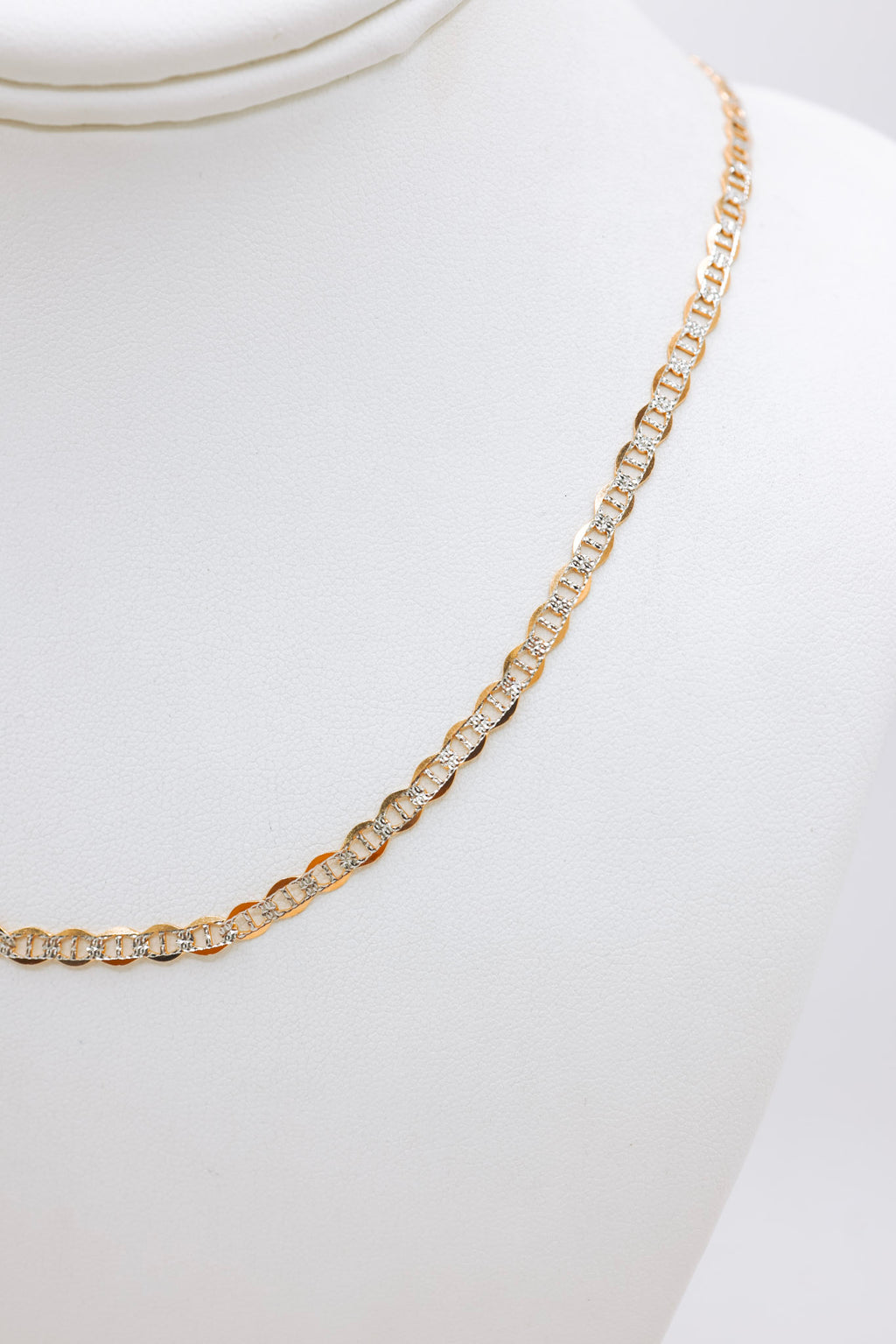 Valentino Gold Chain 24 Inches